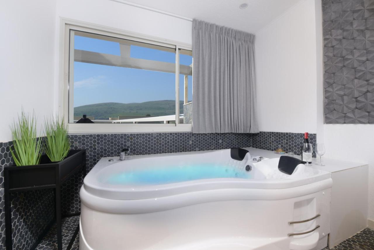 El Viso Verde Luxury Suites Had Nes Buitenkant foto